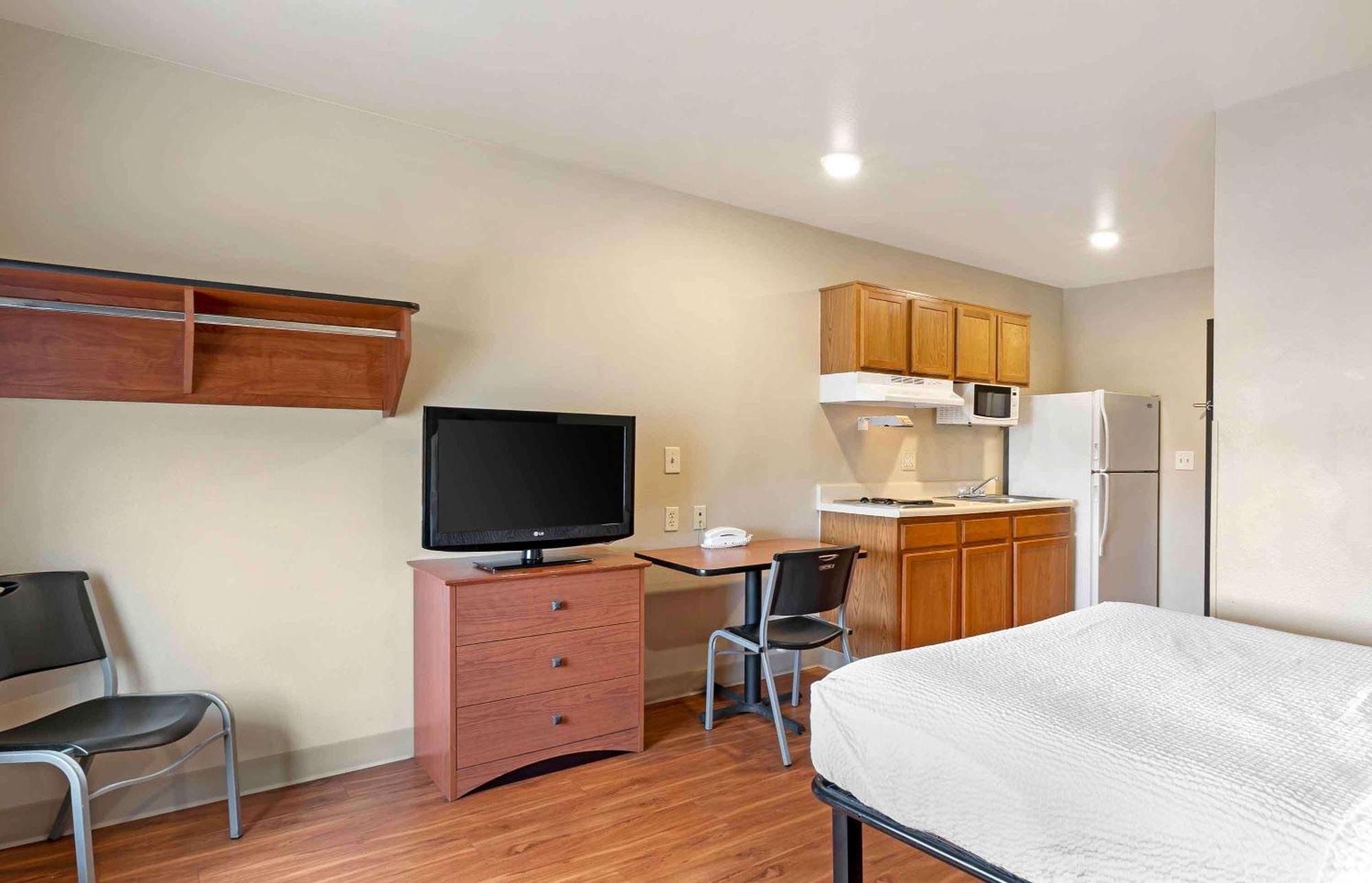 Extended Stay America Select Suites - Wichita - Airport Exterior foto