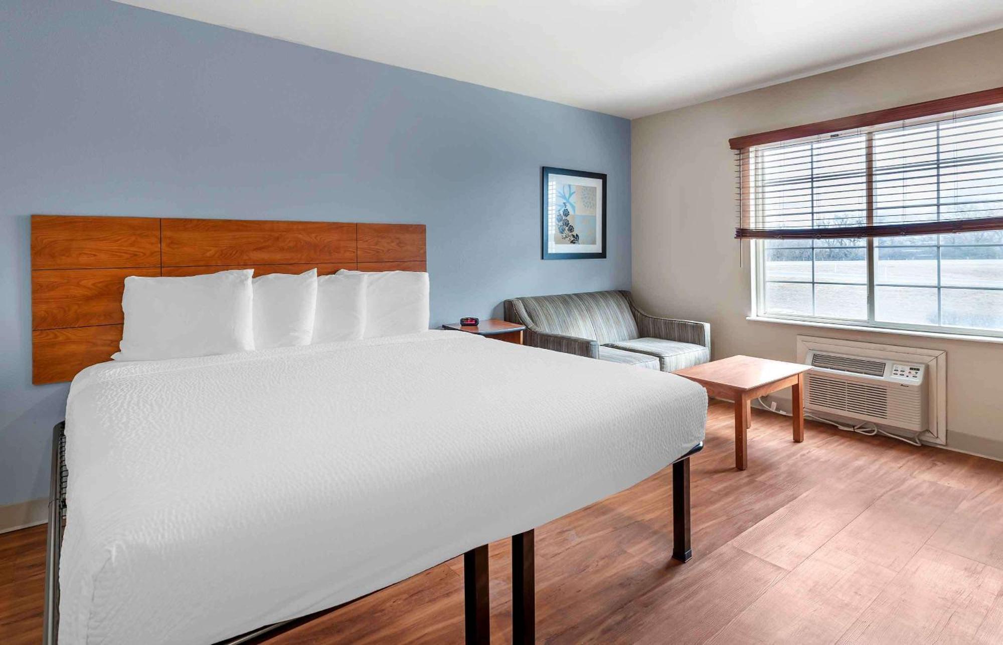 Extended Stay America Select Suites - Wichita - Airport Exterior foto